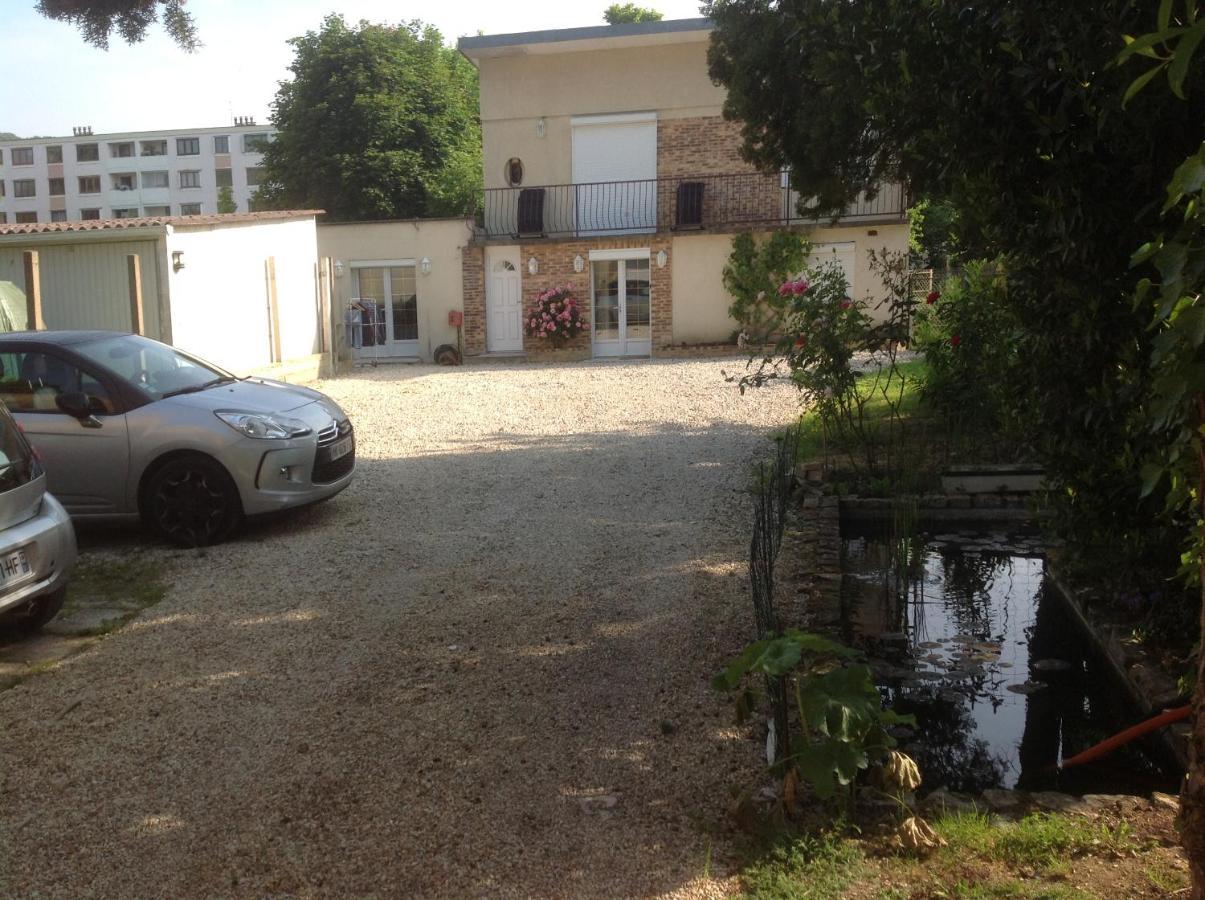 Studio Fond De Jardin Palaiseau Buitenkant foto